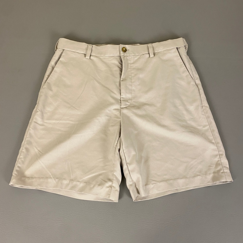 Chaps‎ Shorts Men's Size 36 Beige Flat Front Golf Casual Lightweight *Discolor